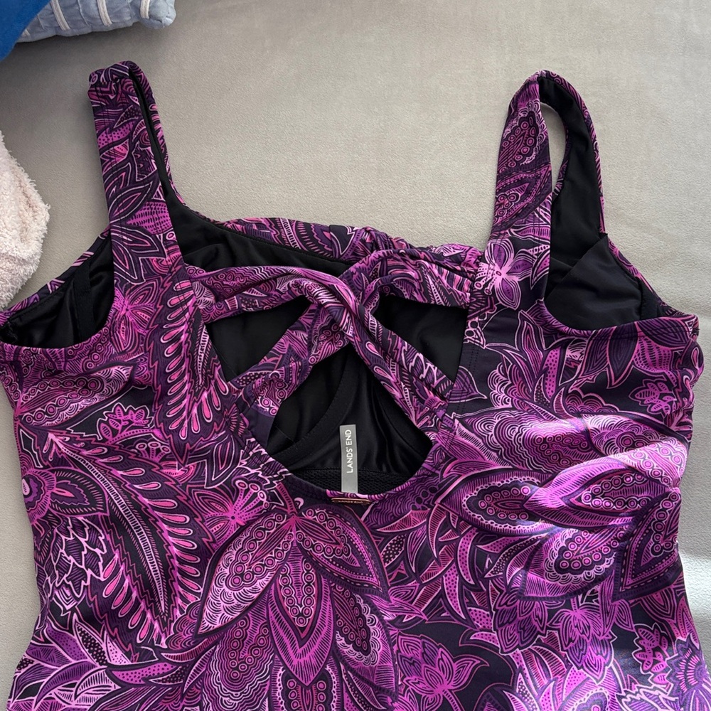 Lands' End Women's Purple and Black Paisley Swimsuit, size 18W - Picture 8 of 8